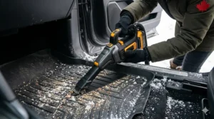 Infographic showing cordless car vacuum battery life and lithium-ion performance in sub-zero Canadian temperatures.